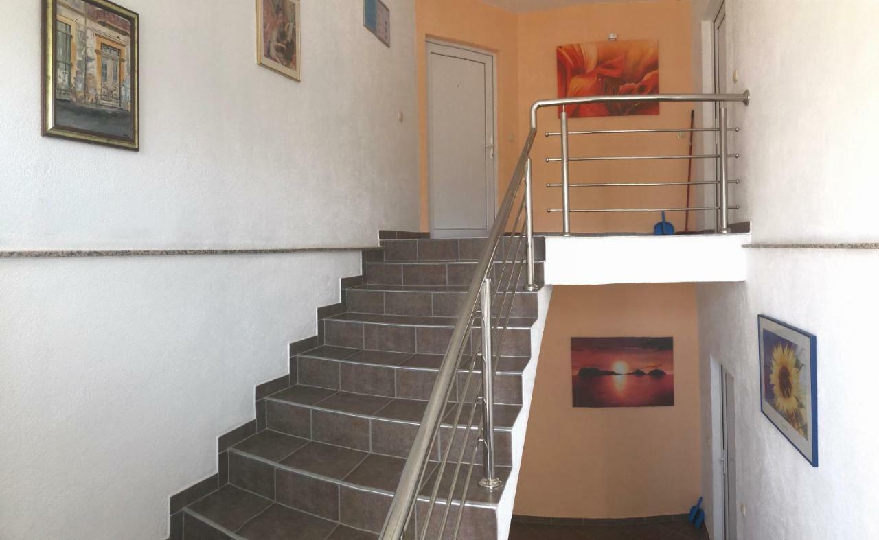 Miro Apartmani Razanac Bagian luar foto